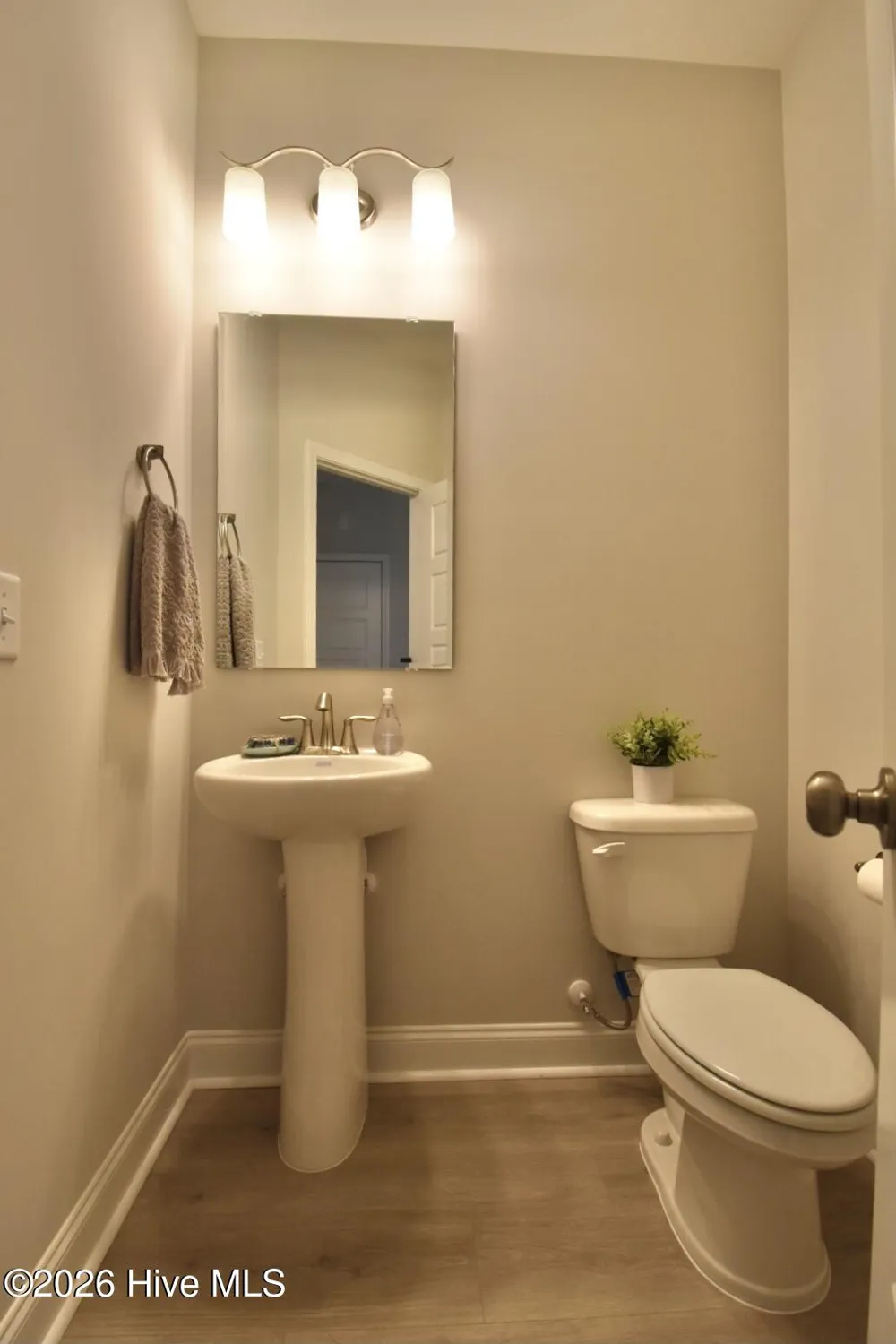 1059 Lexington Avenue NE Leland, NC 28451