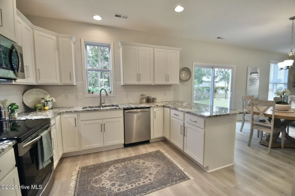 1059 Lexington Avenue NE Leland, NC 28451