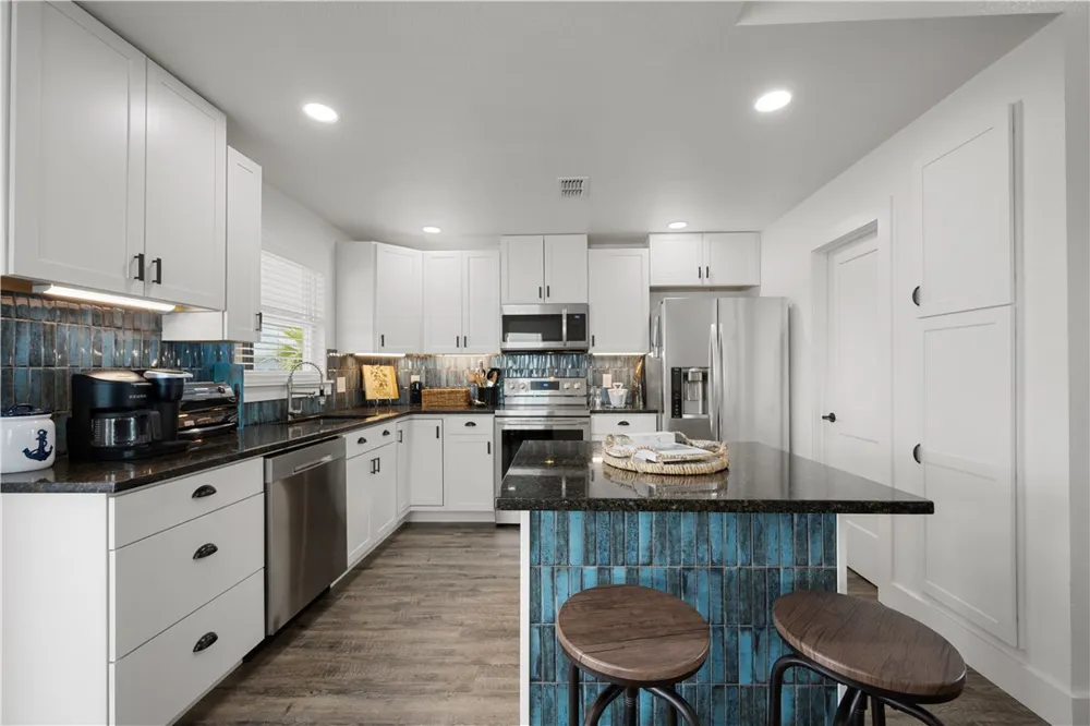 151 Port Royal City By The Sea, TX 78336