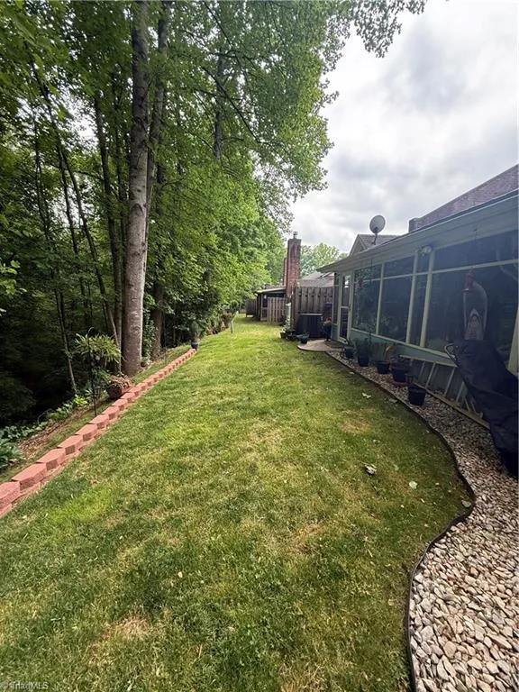 765 Oakland Drive #C Elkin, NC 28621