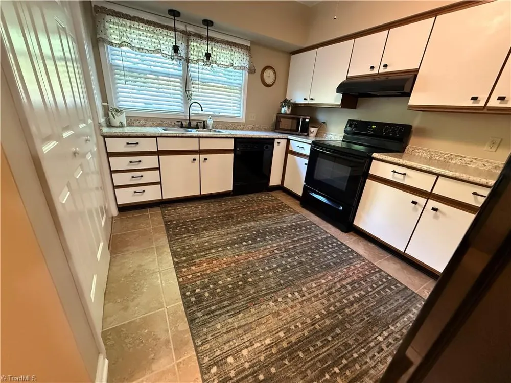 765 Oakland Drive #C Elkin, NC 28621