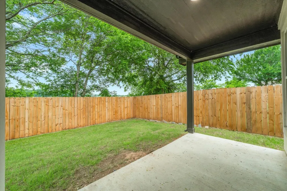 1868 Meadowview Canton, TX 75103