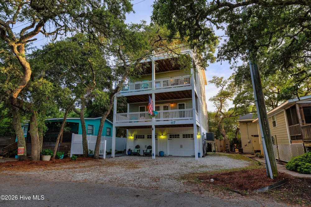 117 Beachwood Drive Surf City, NC 28445