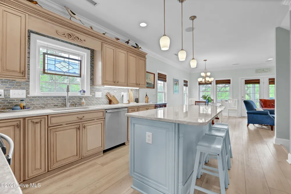 117 Beachwood Drive Surf City, NC 28445