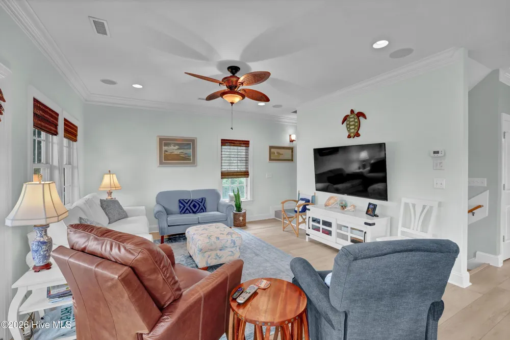 117 Beachwood Drive Surf City, NC 28445