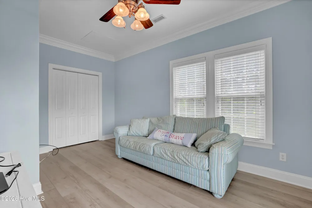 117 Beachwood Drive Surf City, NC 28445