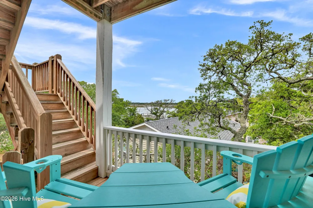 117 Beachwood Drive Surf City, NC 28445