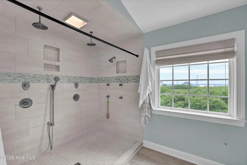 117 Beachwood Drive Surf City, NC 28445