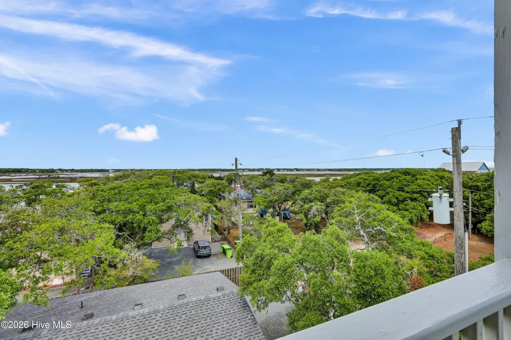 117 Beachwood Drive Surf City, NC 28445