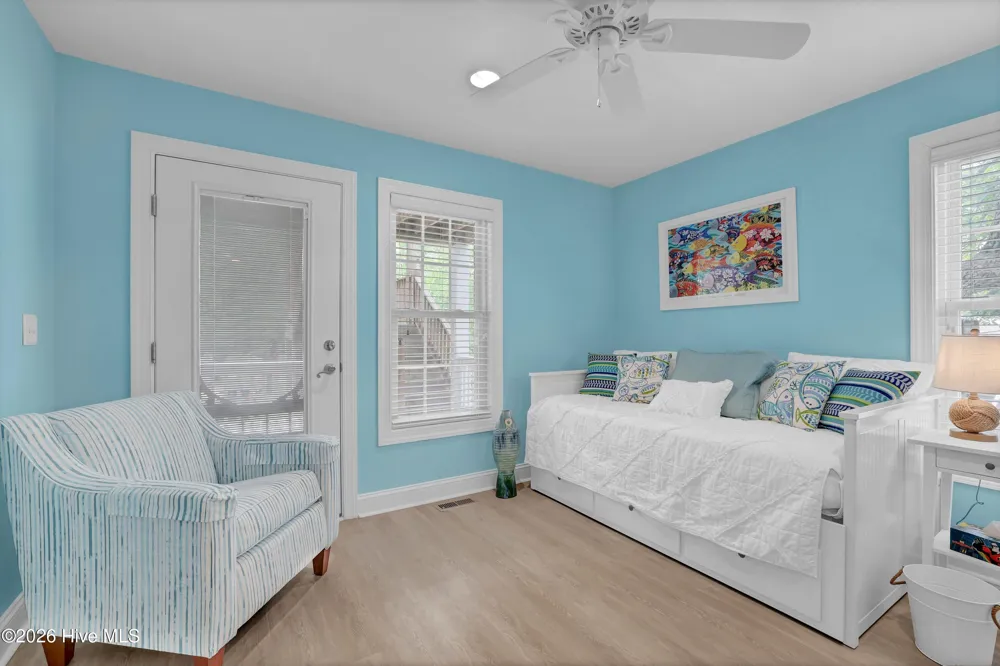 117 Beachwood Drive Surf City, NC 28445