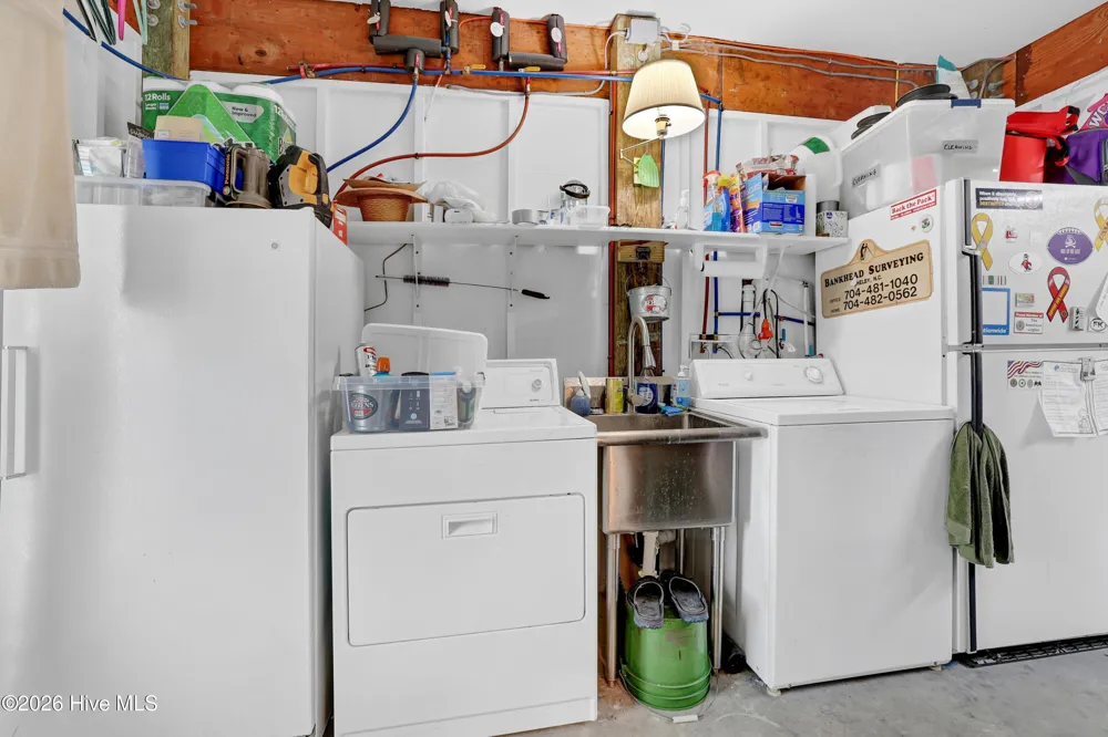 117 Beachwood Drive Surf City, NC 28445