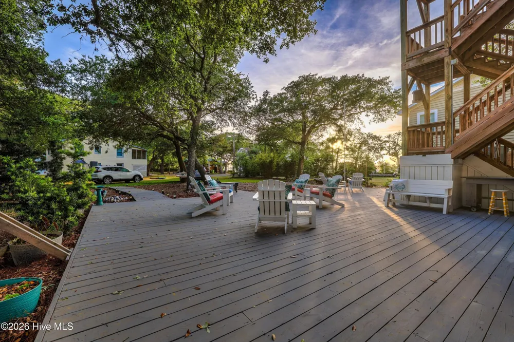 117 Beachwood Drive Surf City, NC 28445