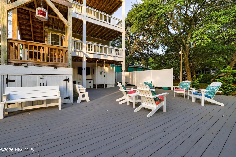 117 Beachwood Drive Surf City, NC 28445