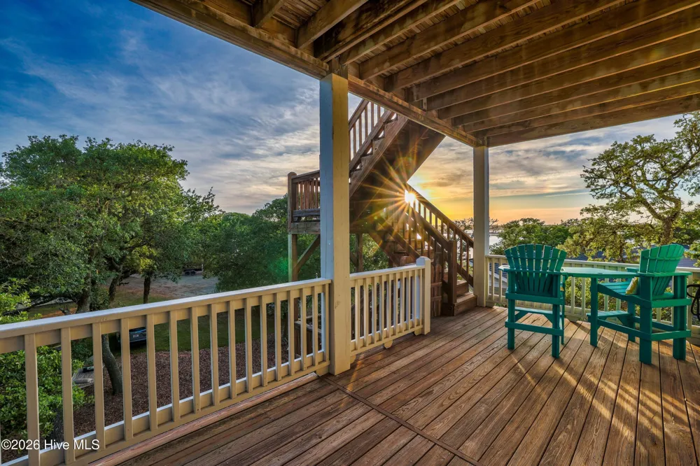 117 Beachwood Drive Surf City, NC 28445
