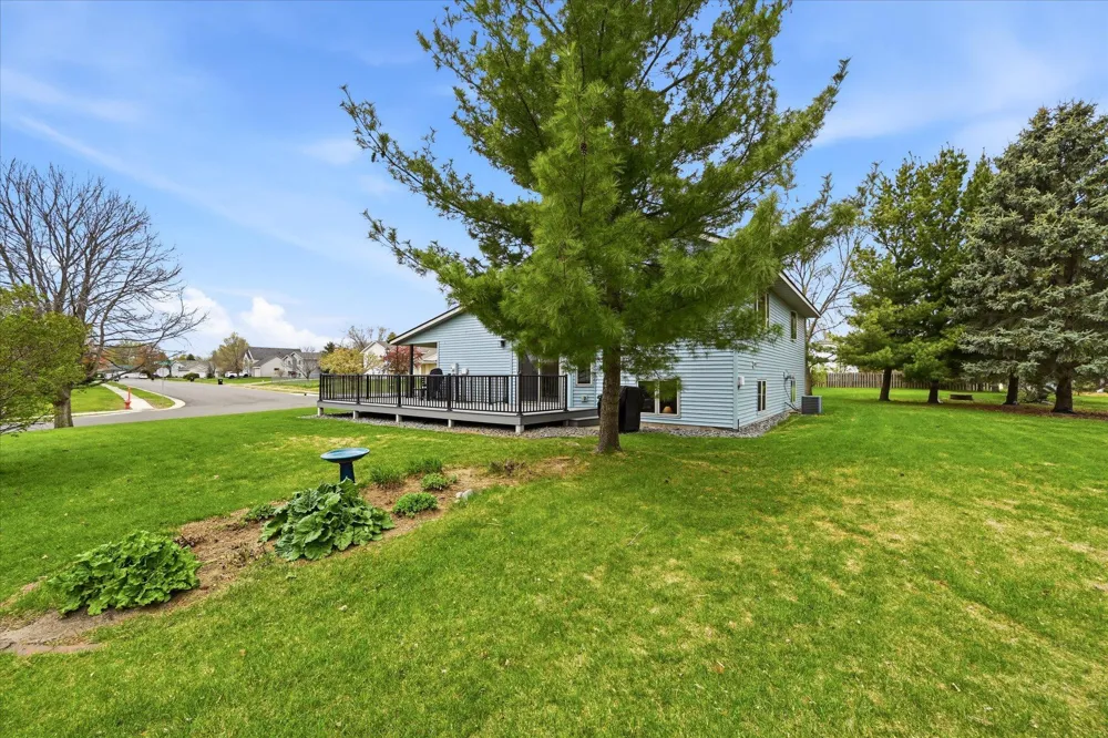 14435 Pineview Drive Becker, MN 55308