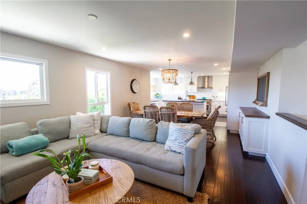 807 El Redondo Avenue Redondo Beach, CA 90277
