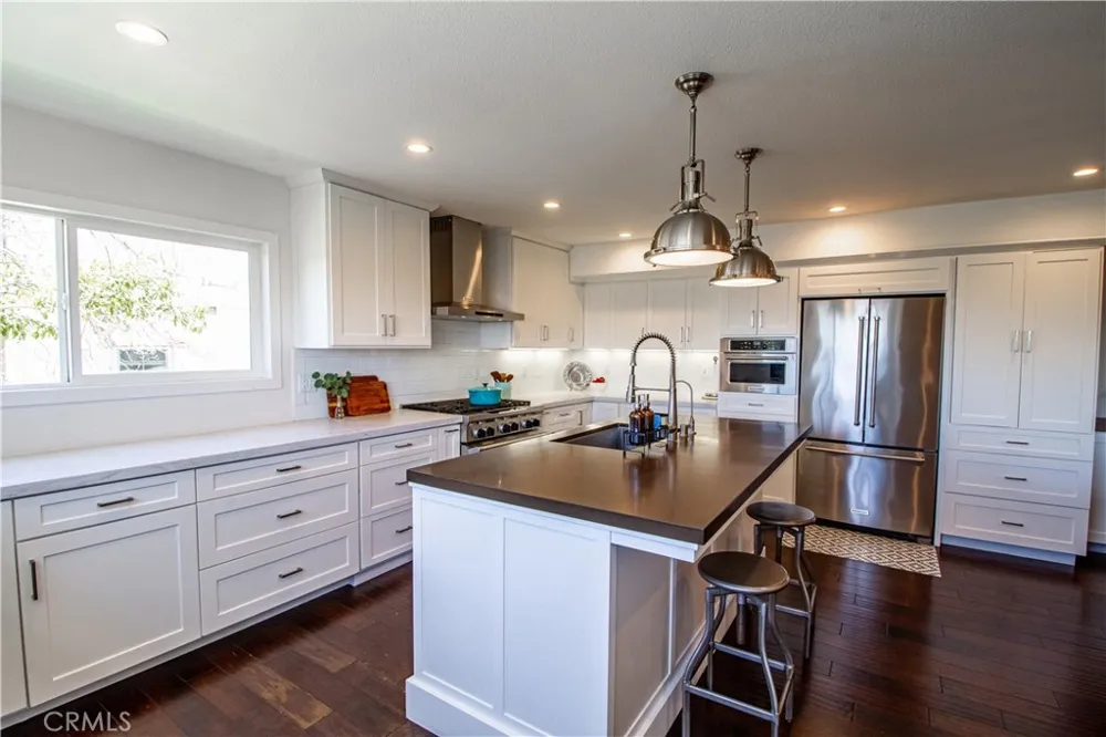 807 El Redondo Avenue Redondo Beach, CA 90277