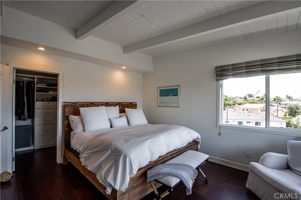 807 El Redondo Avenue Redondo Beach, CA 90277