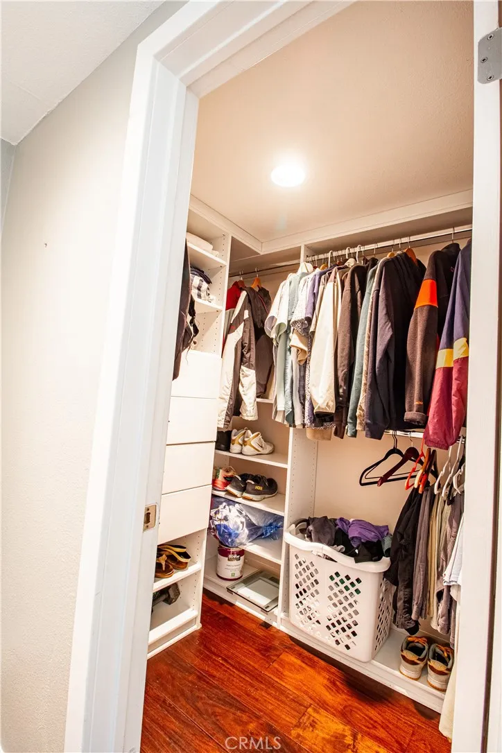 807 El Redondo Avenue Redondo Beach, CA 90277
