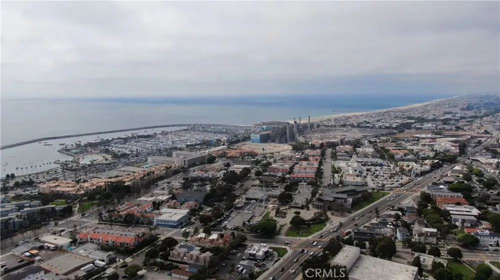 807 El Redondo Avenue Redondo Beach, CA 90277