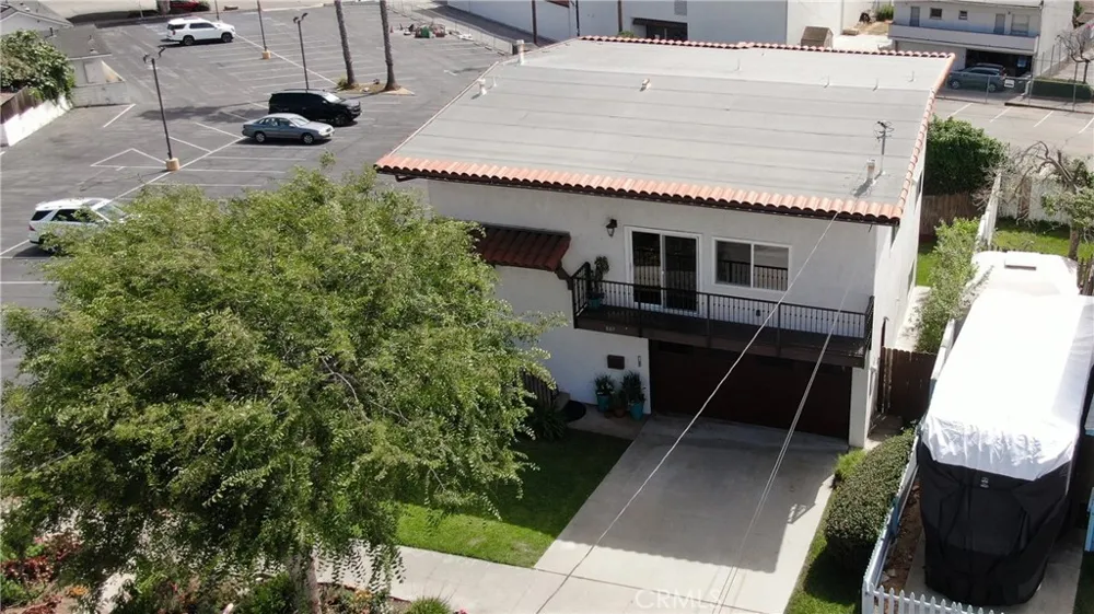 807 El Redondo Avenue Redondo Beach, CA 90277
