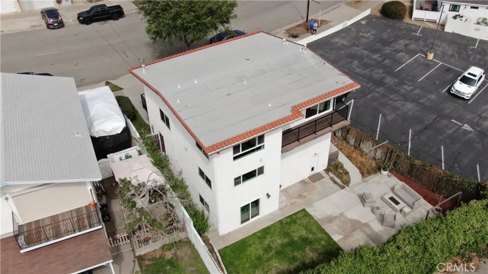 807 El Redondo Avenue Redondo Beach, CA 90277