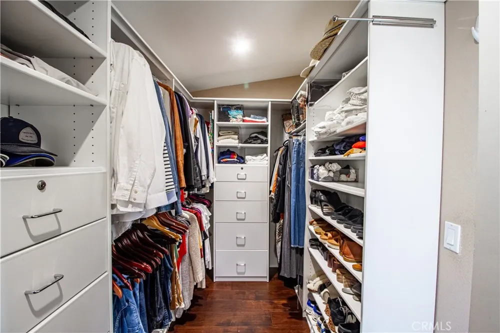 807 El Redondo Avenue Redondo Beach, CA 90277