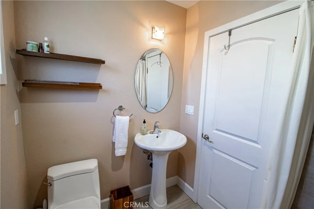 807 El Redondo Avenue Redondo Beach, CA 90277