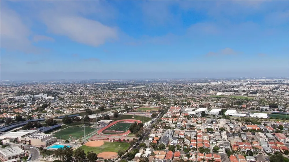 807 El Redondo Avenue Redondo Beach, CA 90277