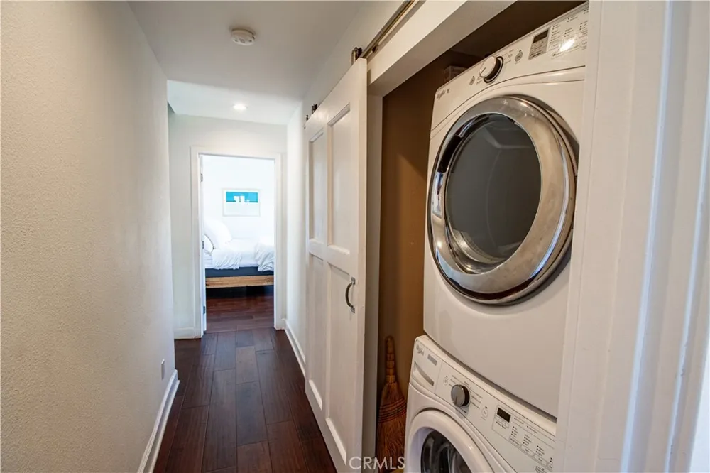 807 El Redondo Avenue Redondo Beach, CA 90277