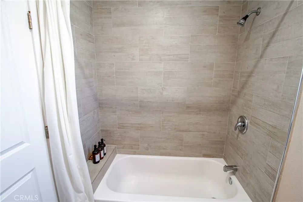807 El Redondo Avenue Redondo Beach, CA 90277