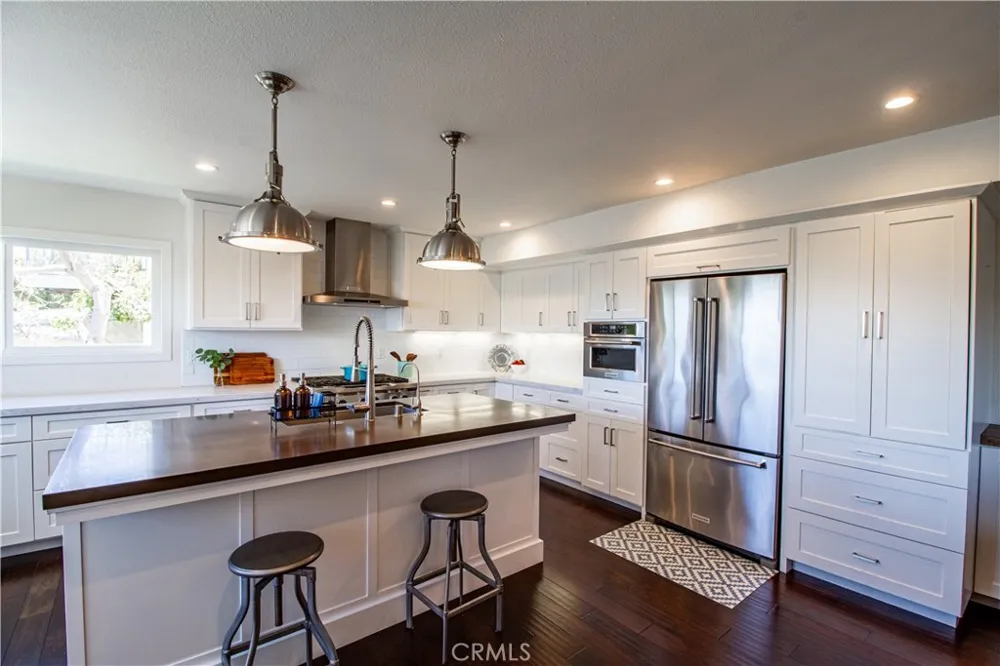 807 El Redondo Avenue Redondo Beach, CA 90277