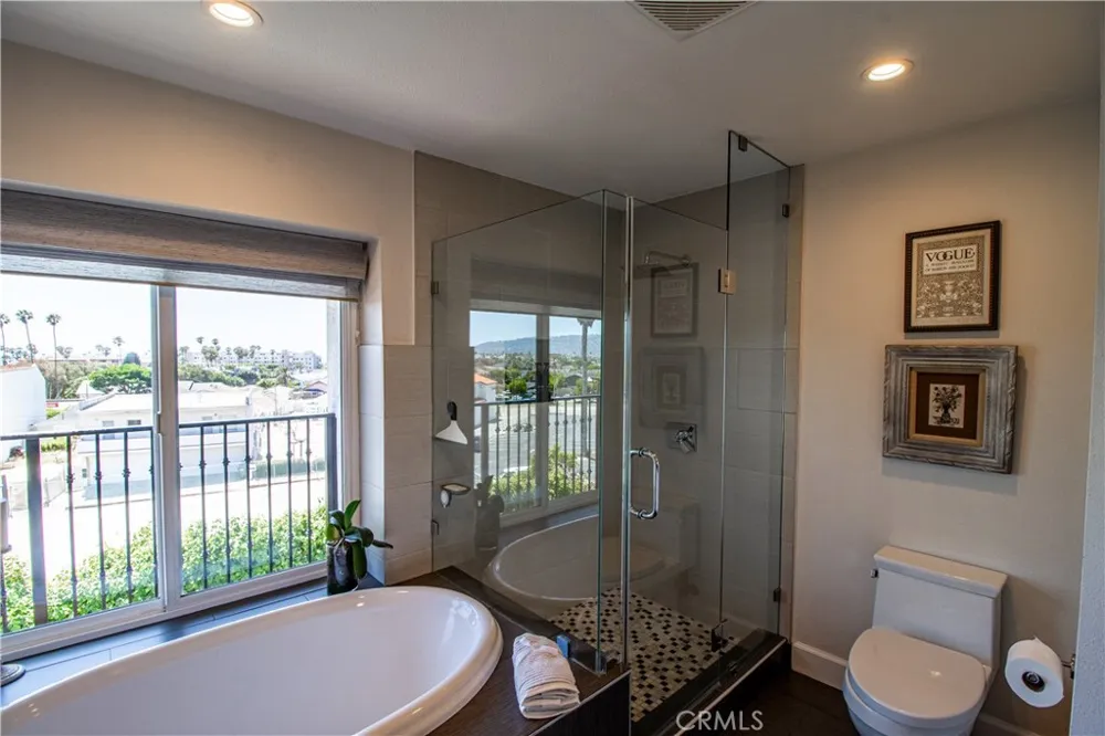 807 El Redondo Avenue Redondo Beach, CA 90277