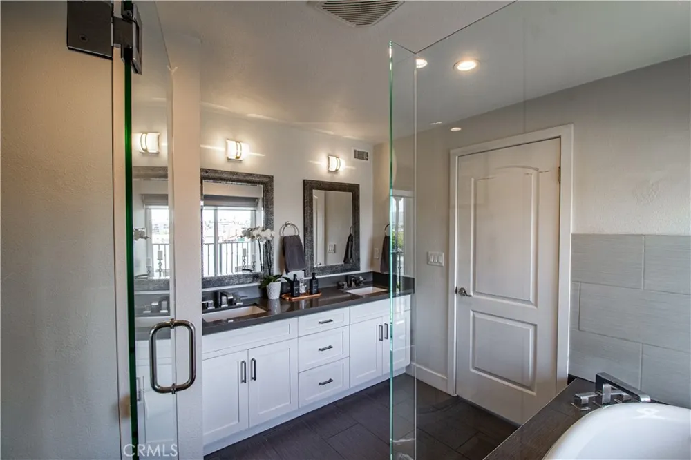 807 El Redondo Avenue Redondo Beach, CA 90277