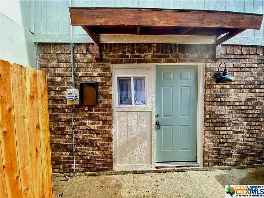1905 Ben Wilson Street #10 Victoria, TX 77901