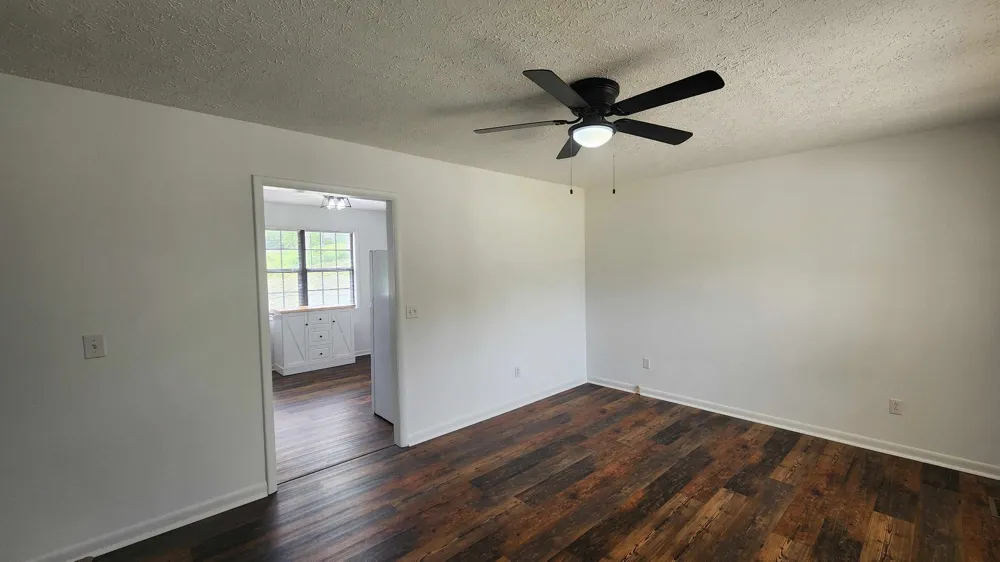 1825 Free Hill Rd Celina, TN 38551