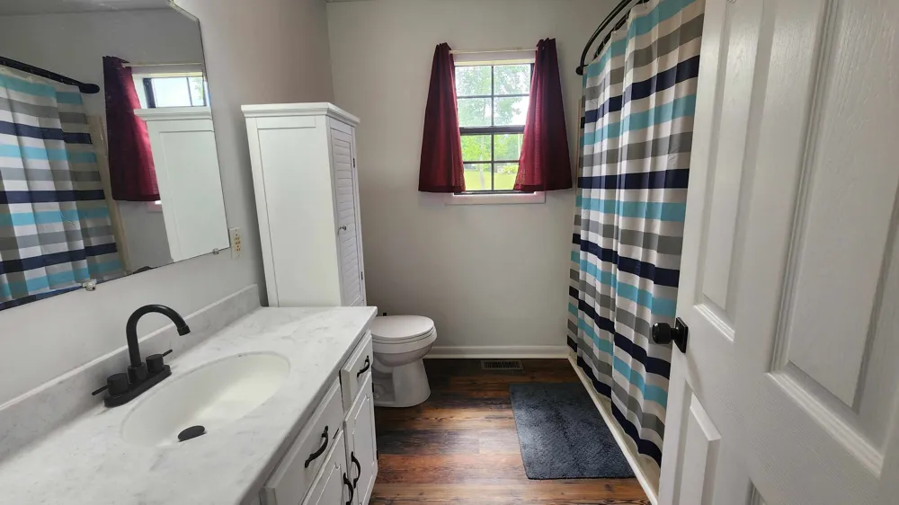 1825 Free Hill Rd Celina, TN 38551