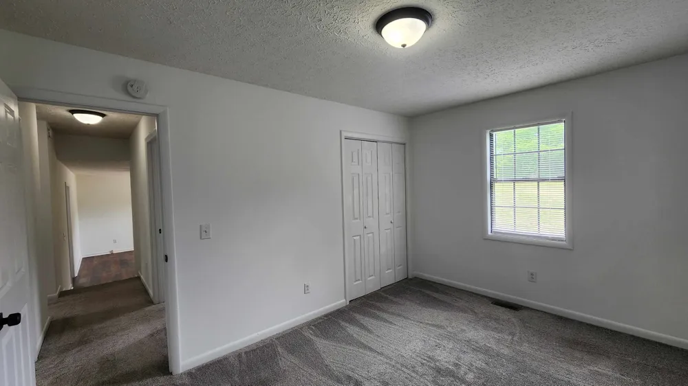 1825 Free Hill Rd Celina, TN 38551