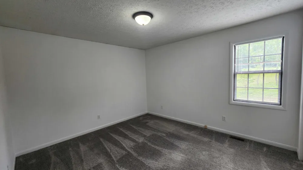 1825 Free Hill Rd Celina, TN 38551