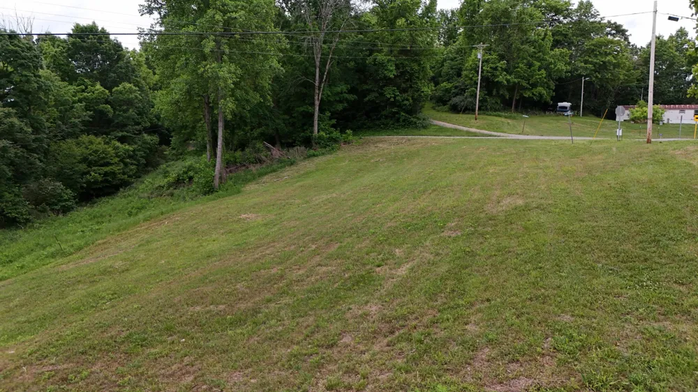 1825 Free Hill Rd Celina, TN 38551