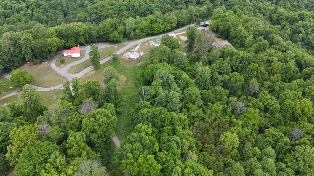 1825 Free Hill Rd Celina, TN 38551
