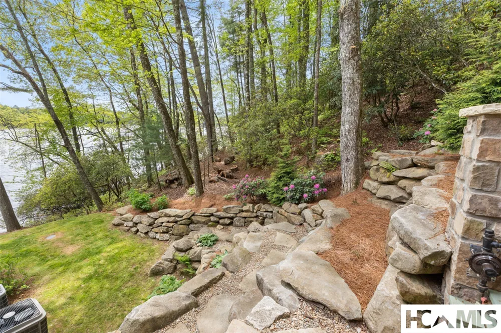 3164 W Club Blvd Lake Toxaway, NC 28747