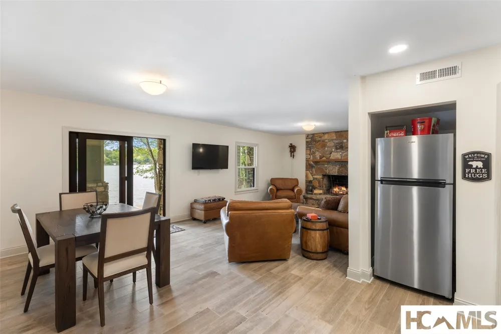 3164 W Club Blvd Lake Toxaway, NC 28747