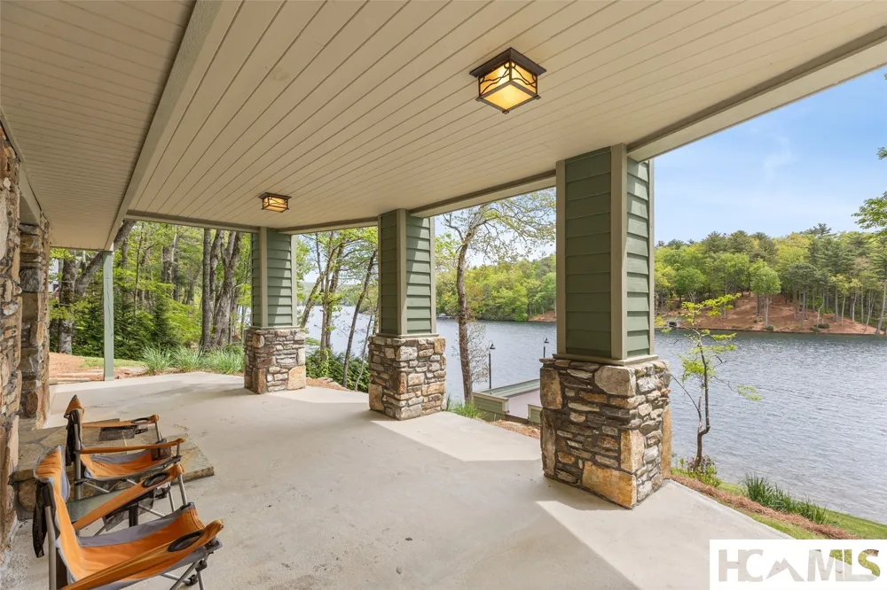 3164 W Club Blvd Lake Toxaway, NC 28747