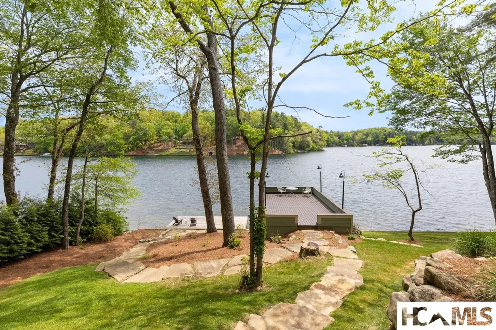3164 W Club Blvd Lake Toxaway, NC 28747