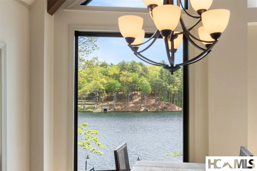 3164 W Club Blvd Lake Toxaway, NC 28747