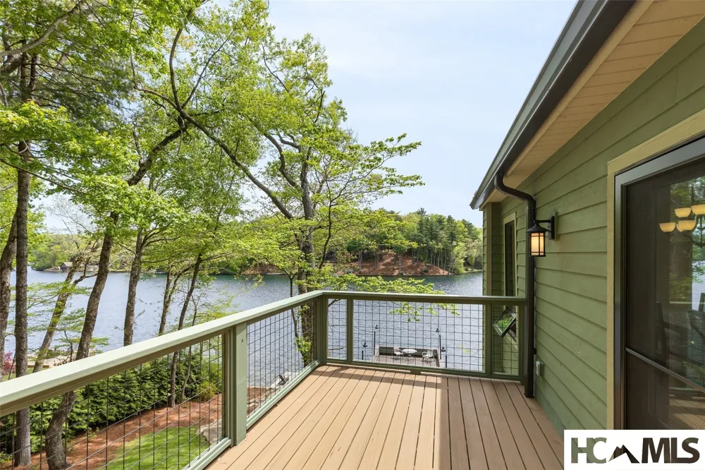 3164 W Club Blvd Lake Toxaway, NC 28747