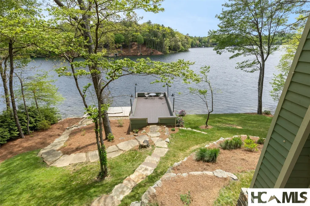 3164 W Club Blvd Lake Toxaway, NC 28747