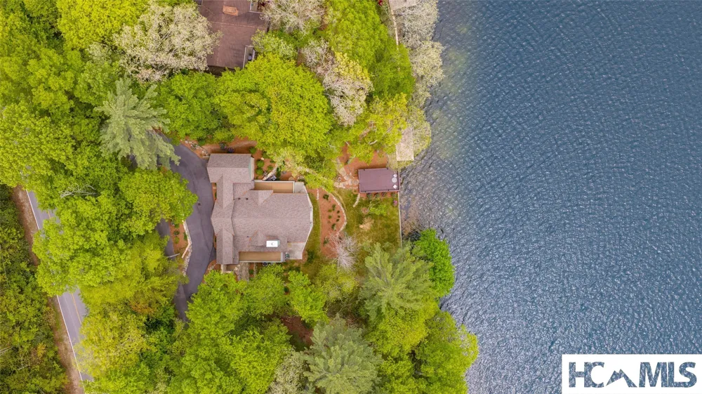 3164 W Club Blvd Lake Toxaway, NC 28747