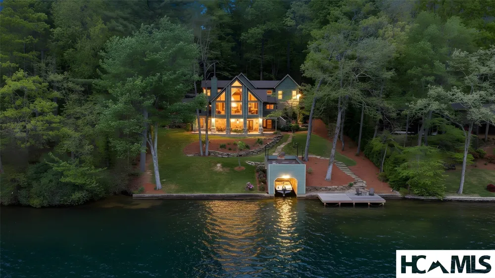 3164 W Club Blvd Lake Toxaway, NC 28747